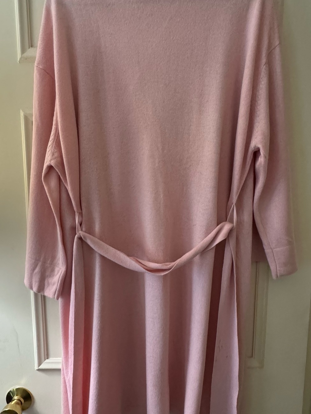 Bloomingdale's Pale Pink Silk-Cashmere Robe. Size 3x - Picture 3 of 3